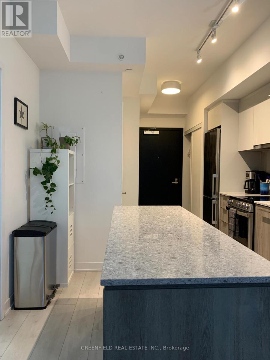 Photo 2 of 903 31 Tippett Road, Toronto ON