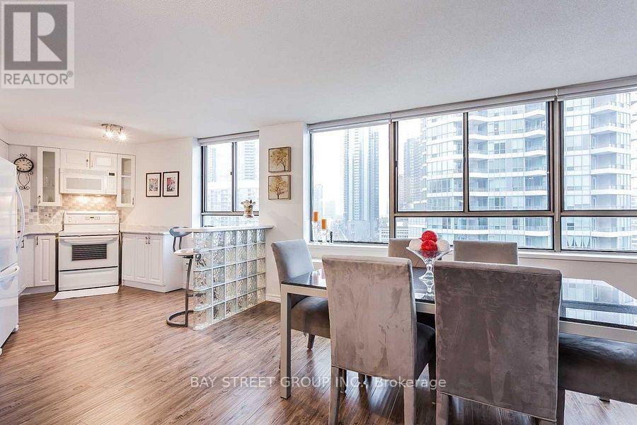 Photo 12 of 1106 250 Queens Quay W, Toronto ON