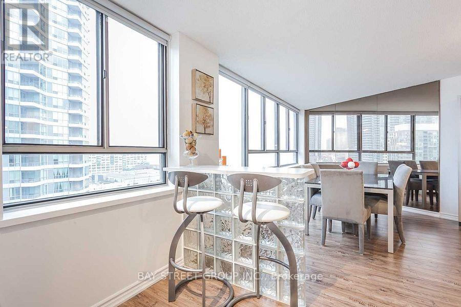 Photo 7 of 1106 250 Queens Quay W, Toronto ON
