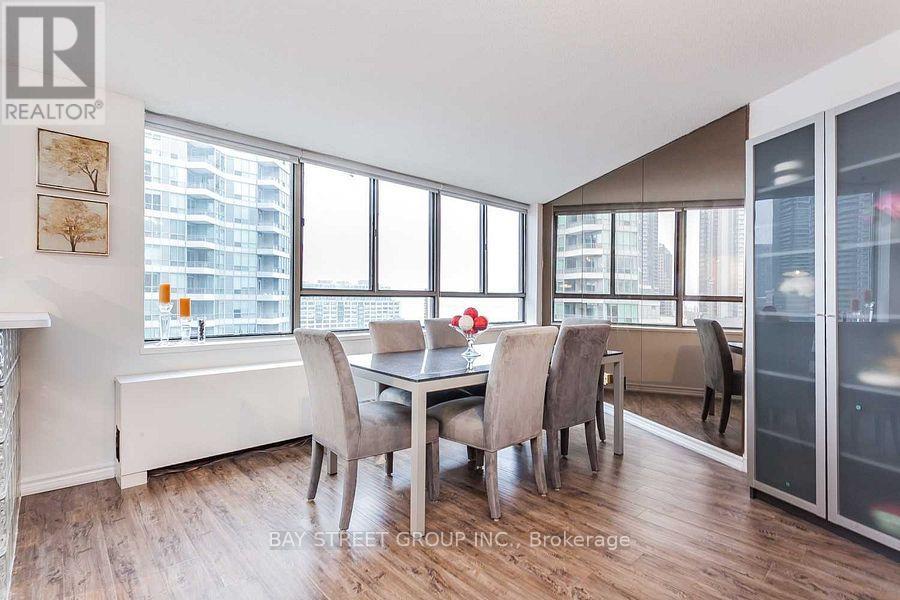 Photo 8 of 1106 250 Queens Quay W, Toronto ON