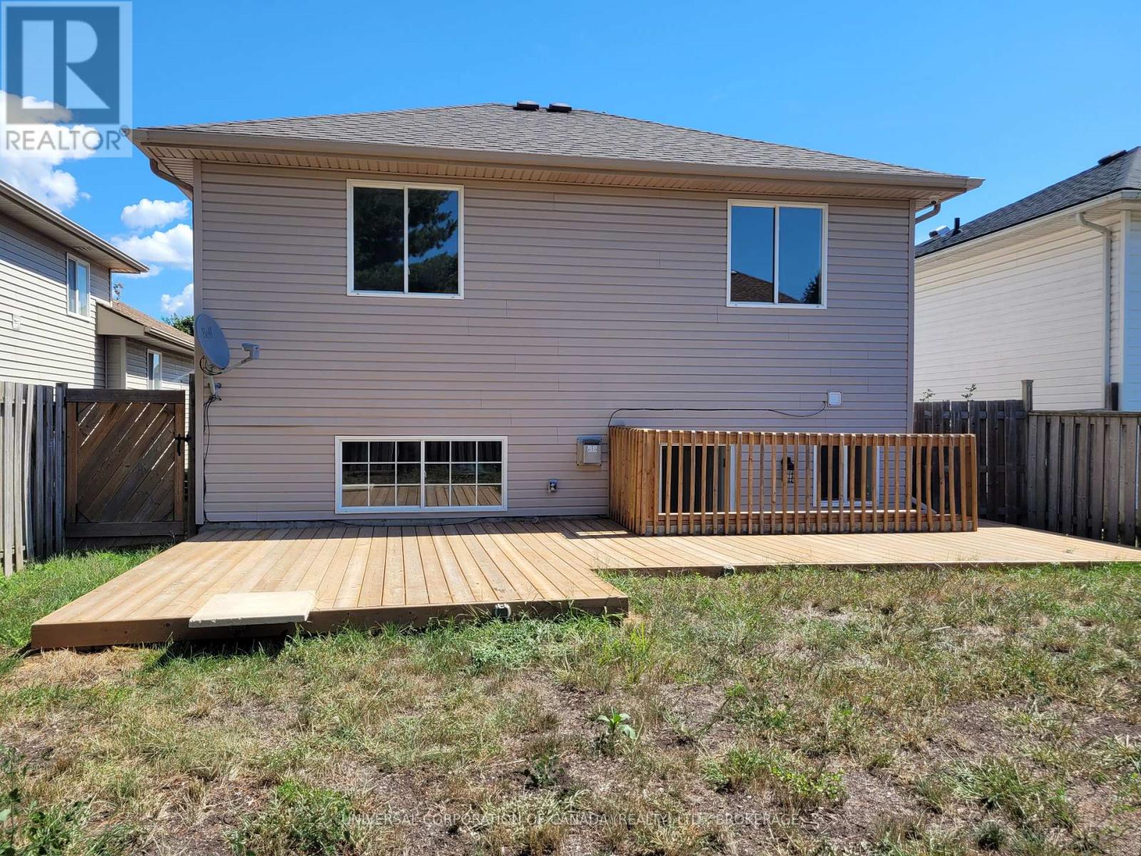 Photo 20 of 41 Peach Street, Tillsonburg ON