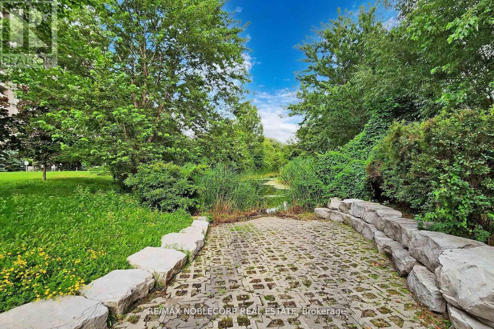 Photo 25 of 1515 9245 Jane Street, Vaughan ON