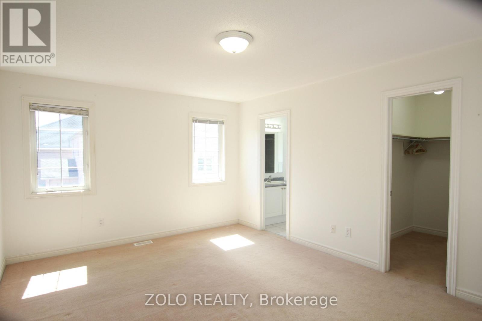 Photo 18 of 31 West Park Avenue, Bradford West Gwillimbury ON