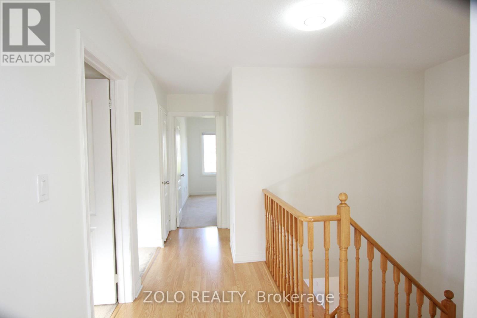 Photo 19 of 31 West Park Avenue, Bradford West Gwillimbury ON