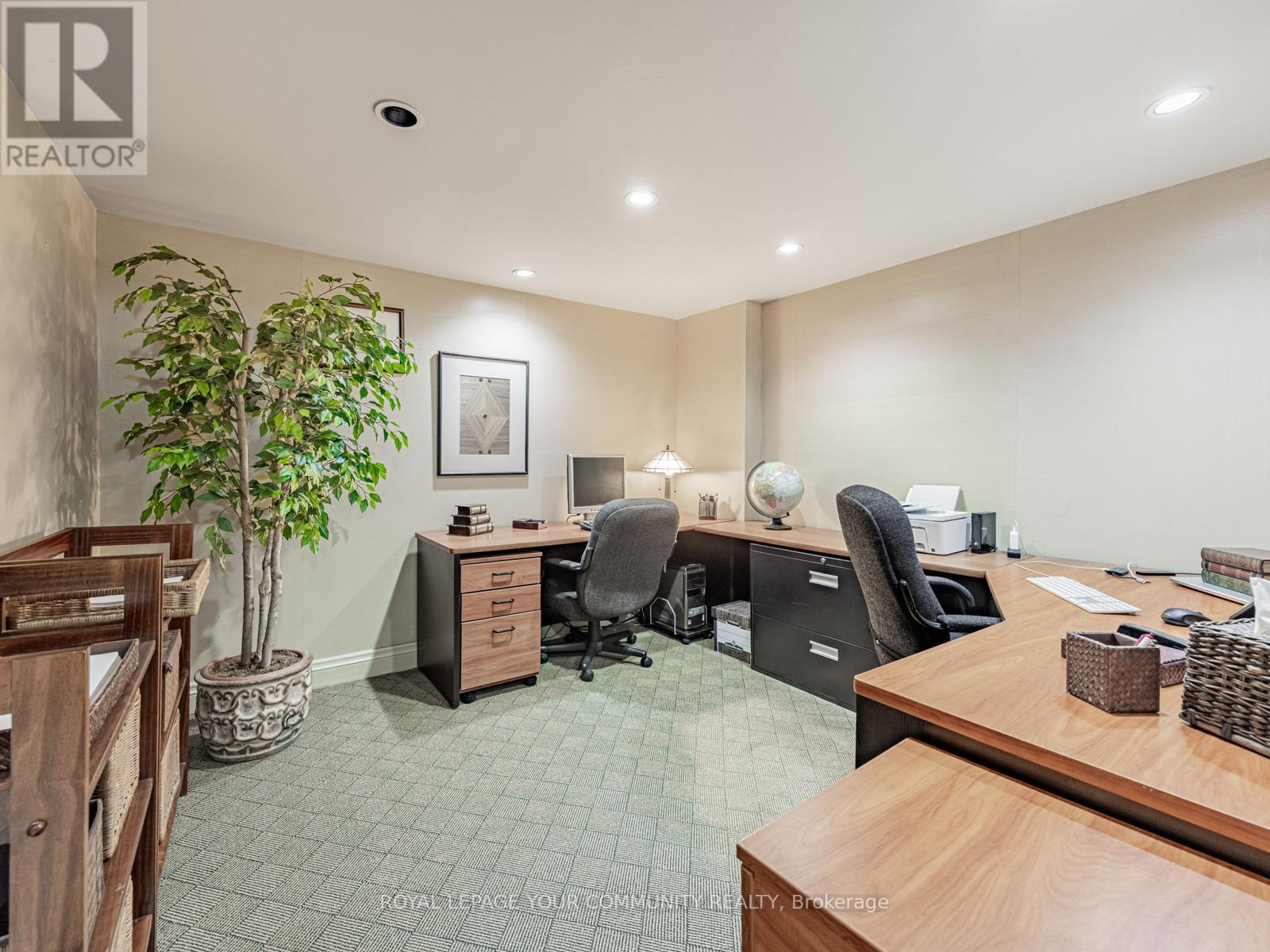 Photo 32 of 10 Banquo Road, Markham ON