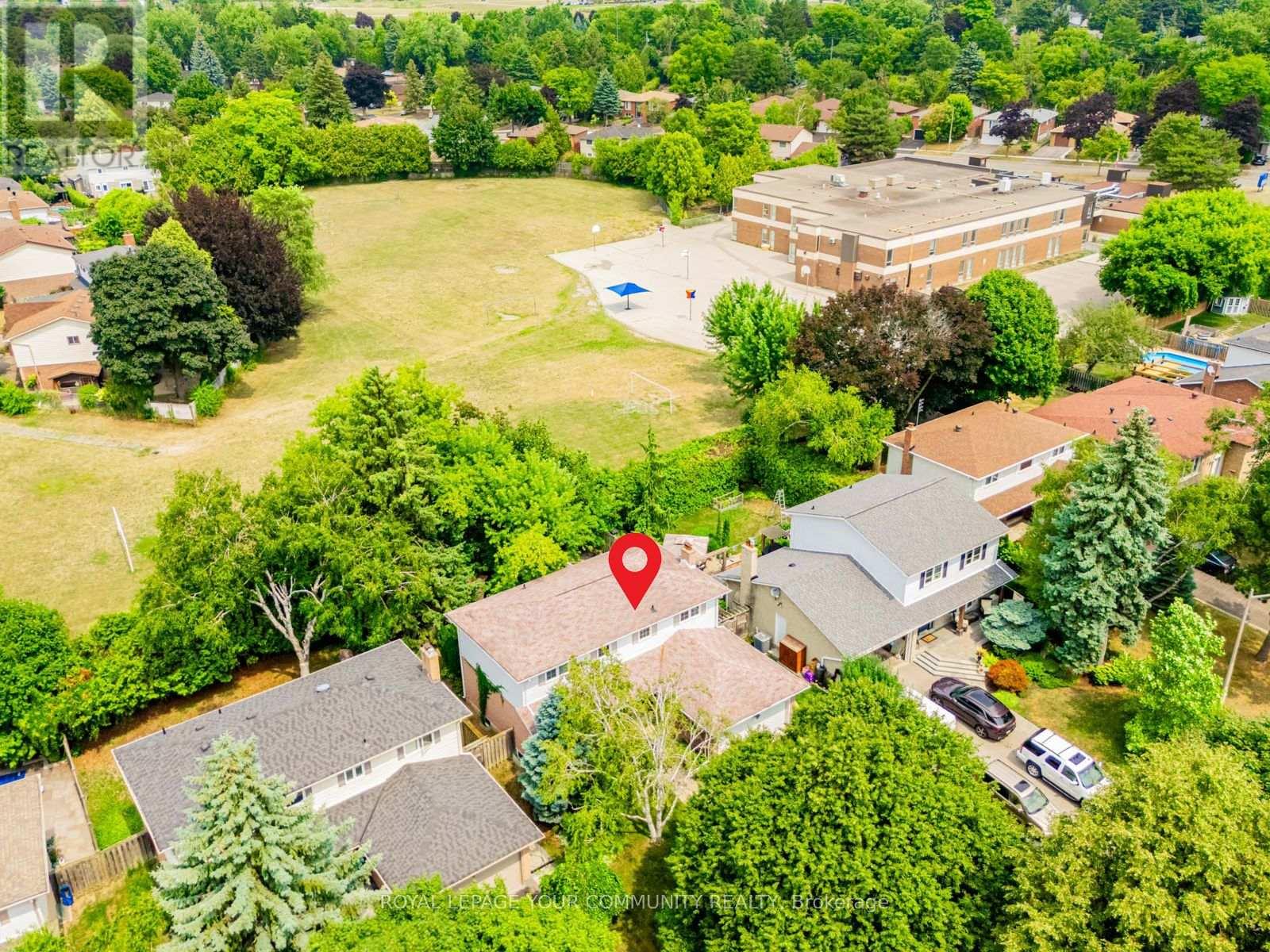 Photo 48 of 10 Banquo Road, Markham ON