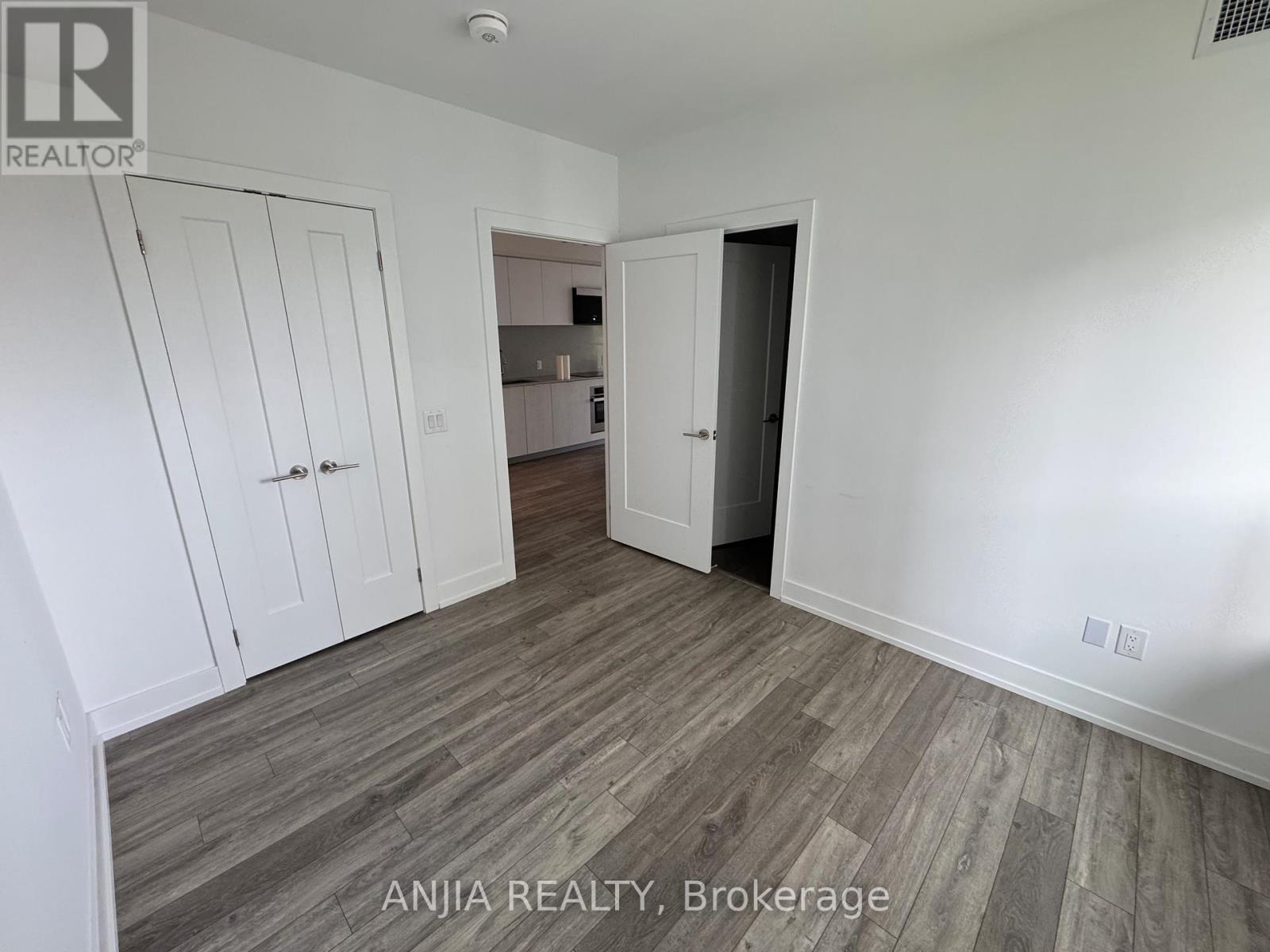 Photo 12 of 822 9 Clegg Road, Markham ON