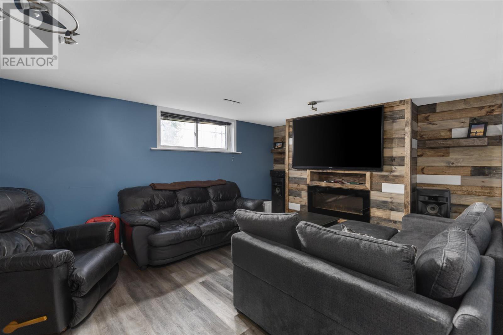 Photo 24 of 61 Cartier St, Sault Ste Marie ON