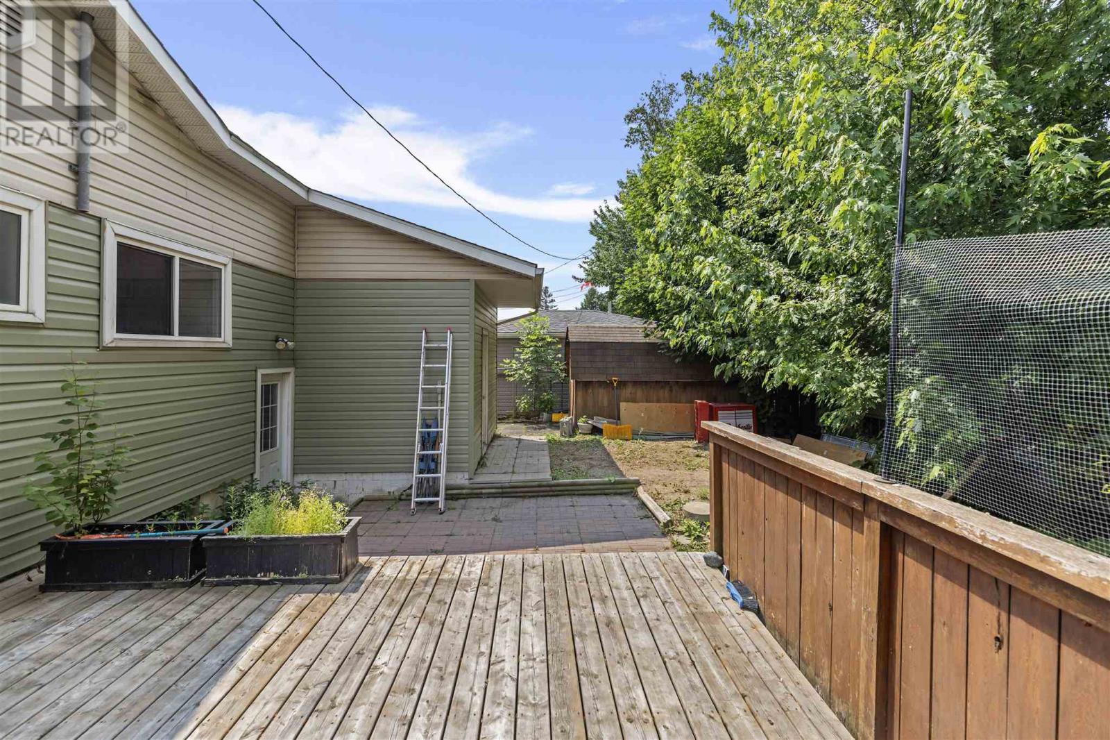 Photo 4 of 61 Cartier St, Sault Ste Marie ON