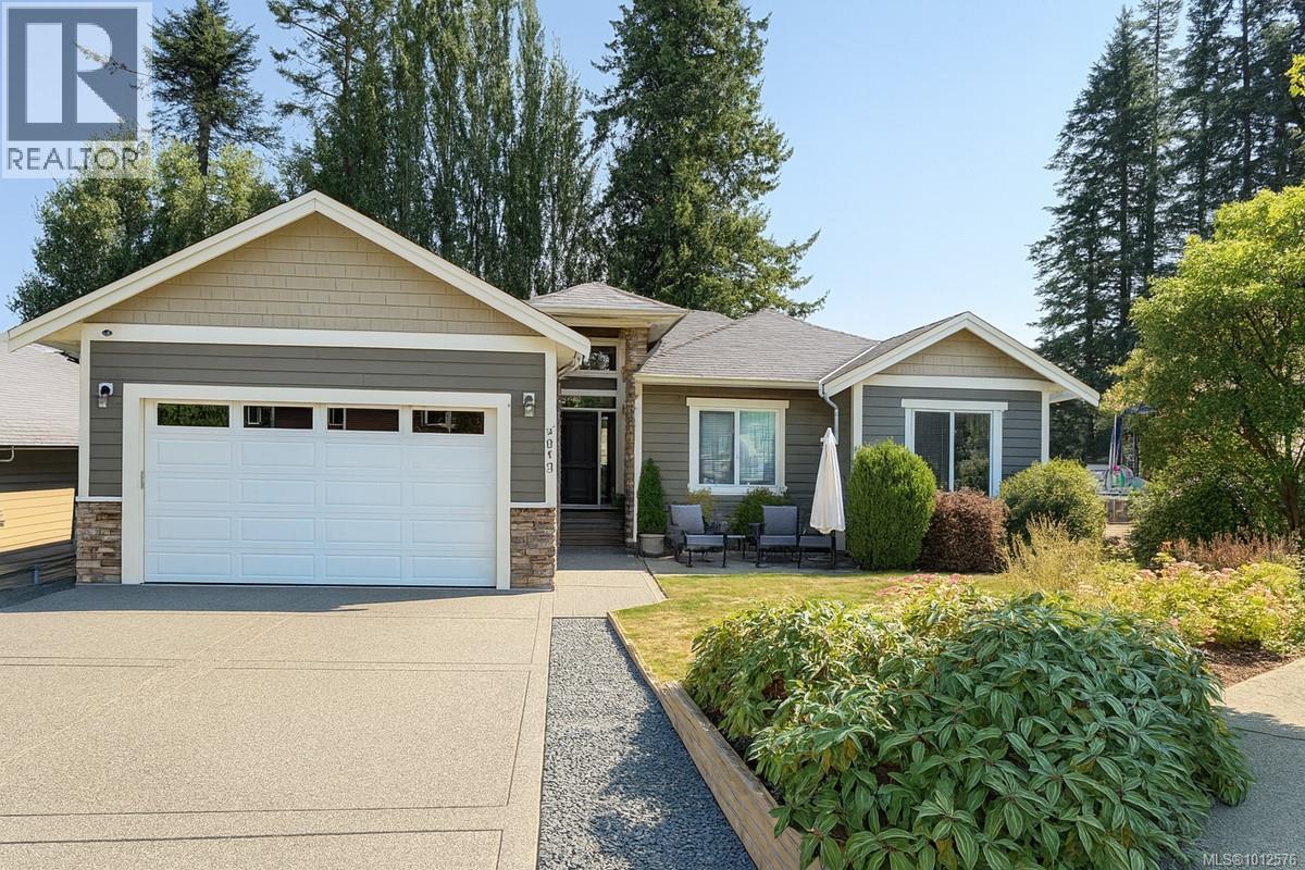 Photo 1 of 2913 Pacific View Terr, Campbell River BC