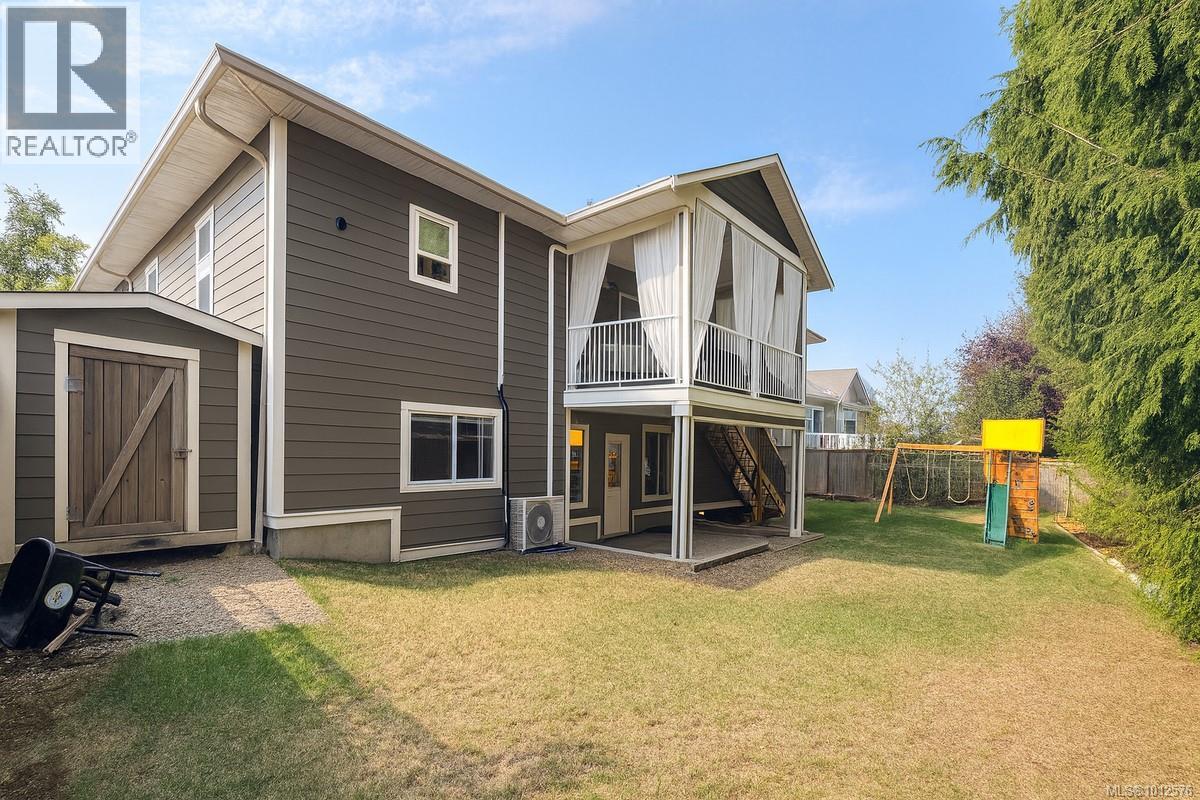 Photo 16 of 2913 Pacific View Terr, Campbell River BC