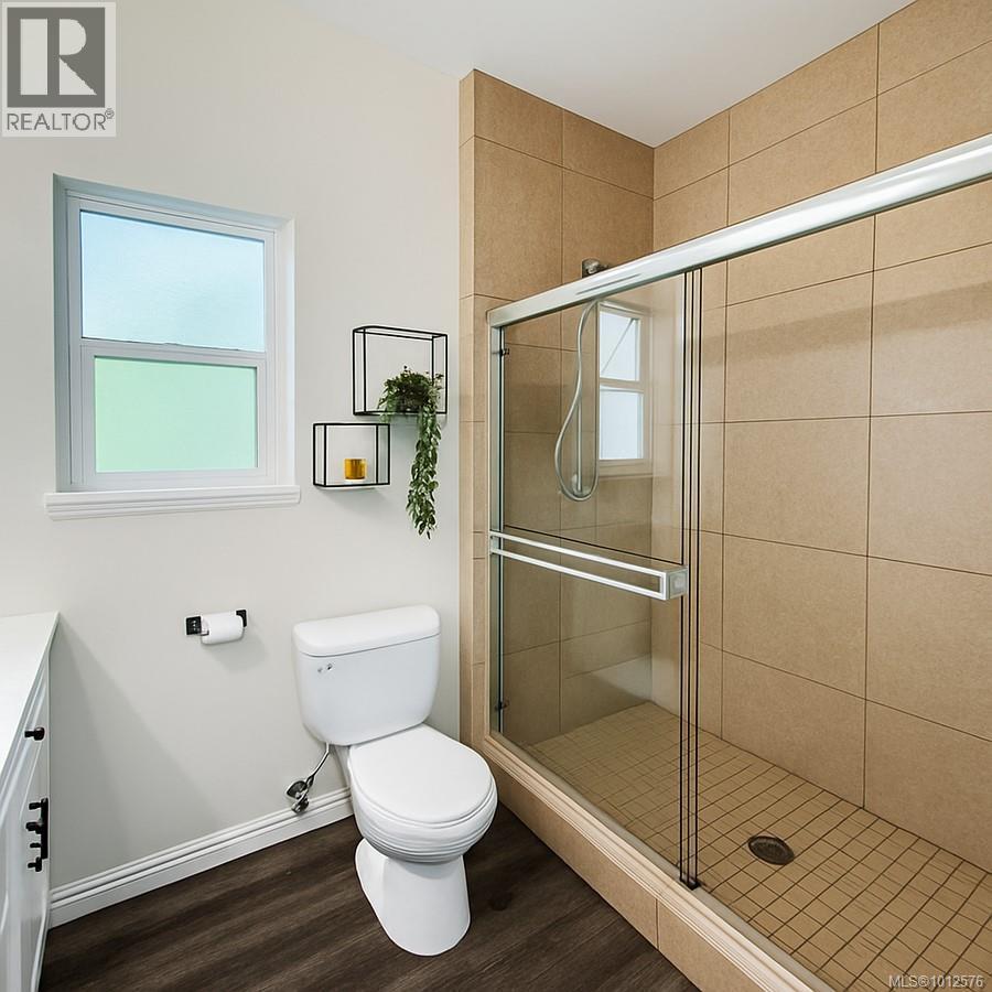 Photo 12 of 2913 Pacific View Terr, Campbell River BC