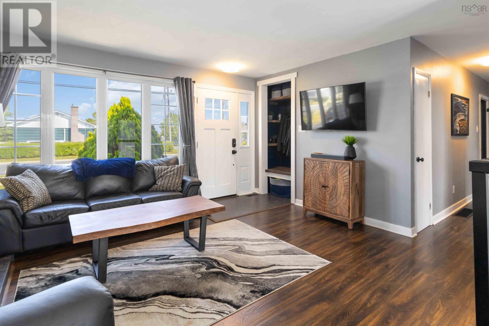 Photo 11 of 13 Willowdale Drive, Dartmouth NS