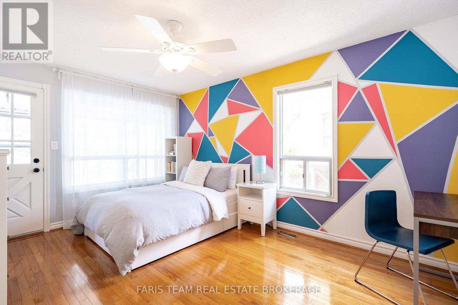 Photo 26 of 10 White Oaks Road, Barrie ON