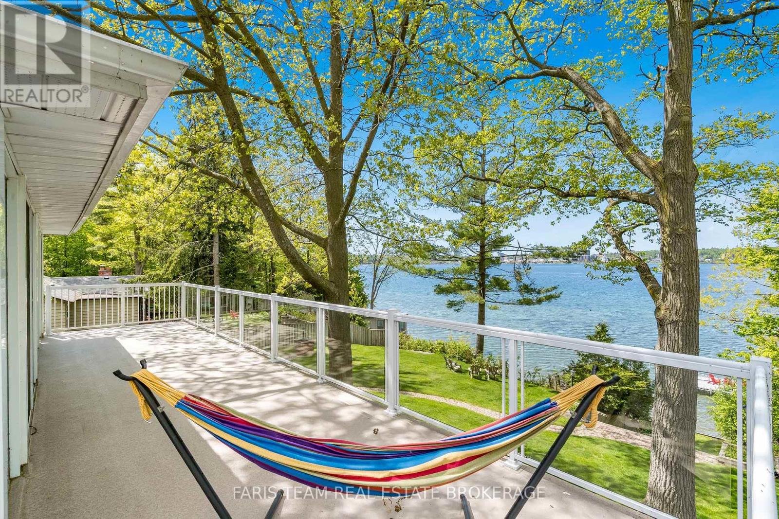 Photo 30 of 10 White Oaks Road, Barrie ON