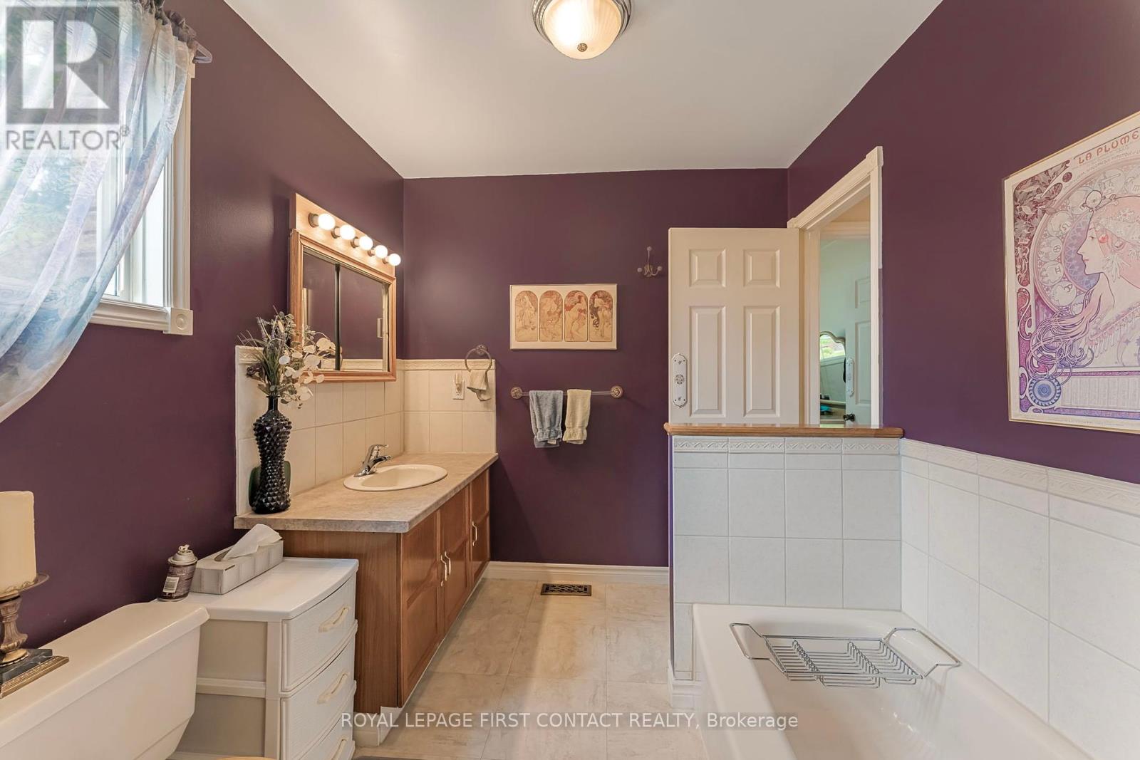 Photo 19 of 21 Pooles Road, Springwater ON