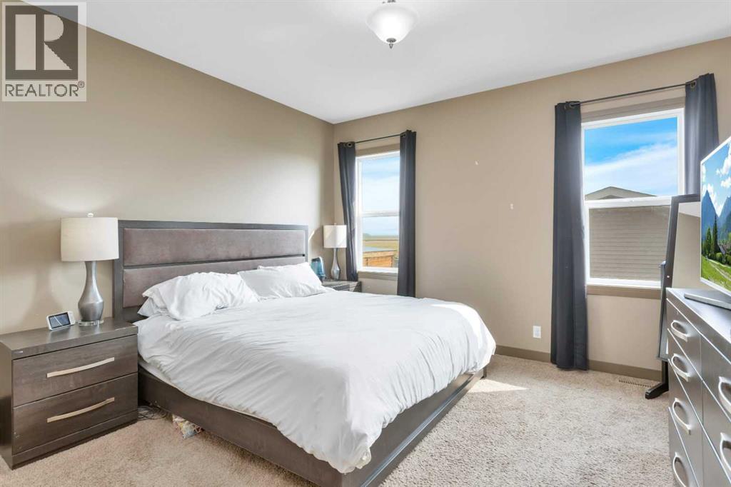 34 Iron Wolf Court, Lacombe