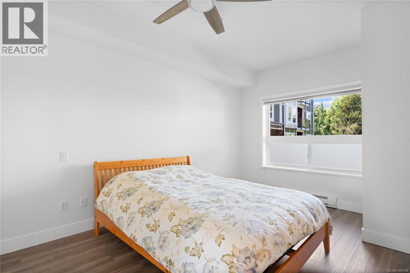 110 866 Brock Avenue, Langford