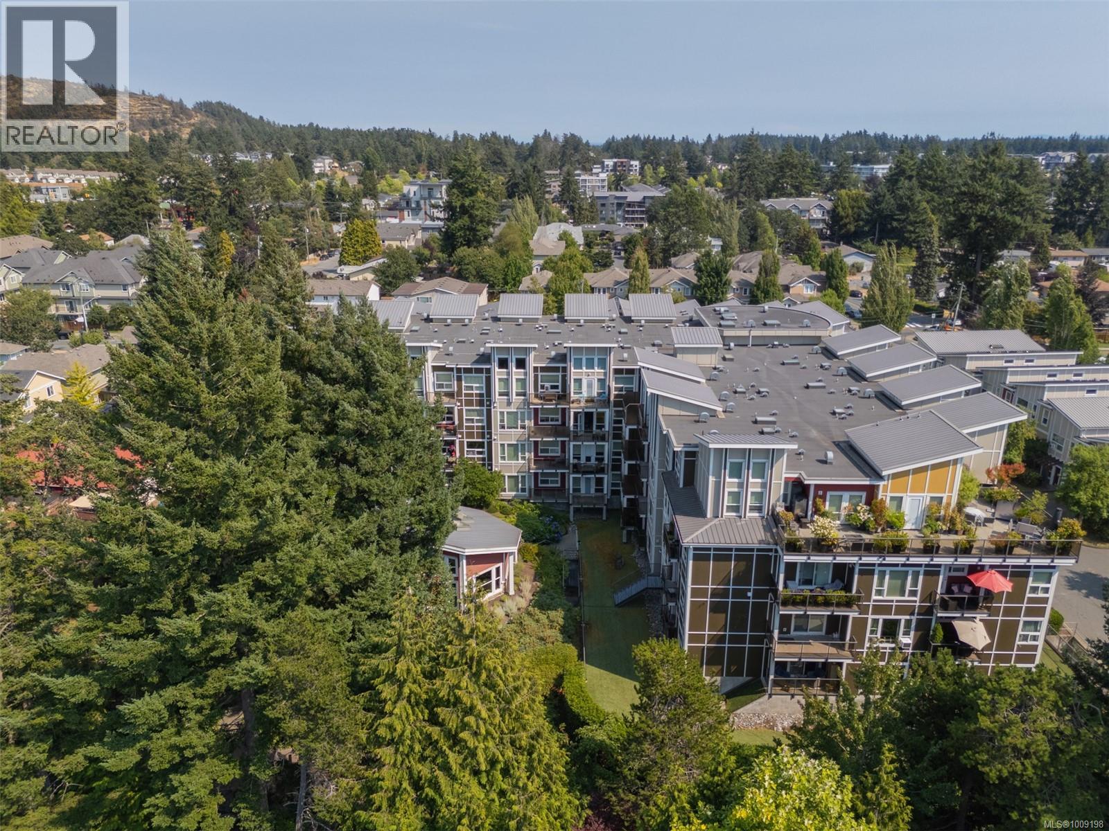 110 866 Brock Avenue, Langford