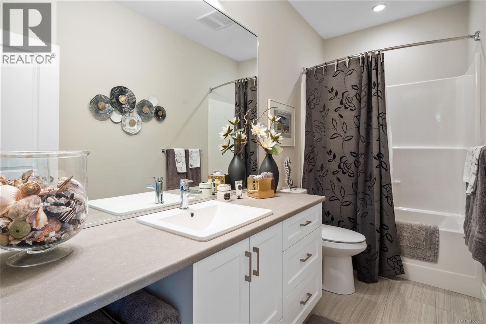8 1295 Kingsview Rd, Duncan