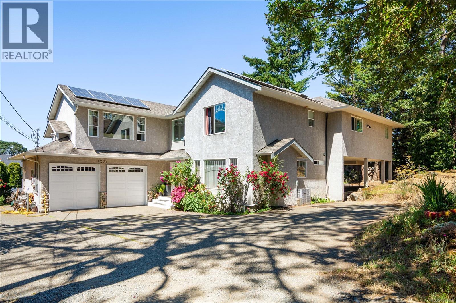  4202 Quadra Street, Saanich