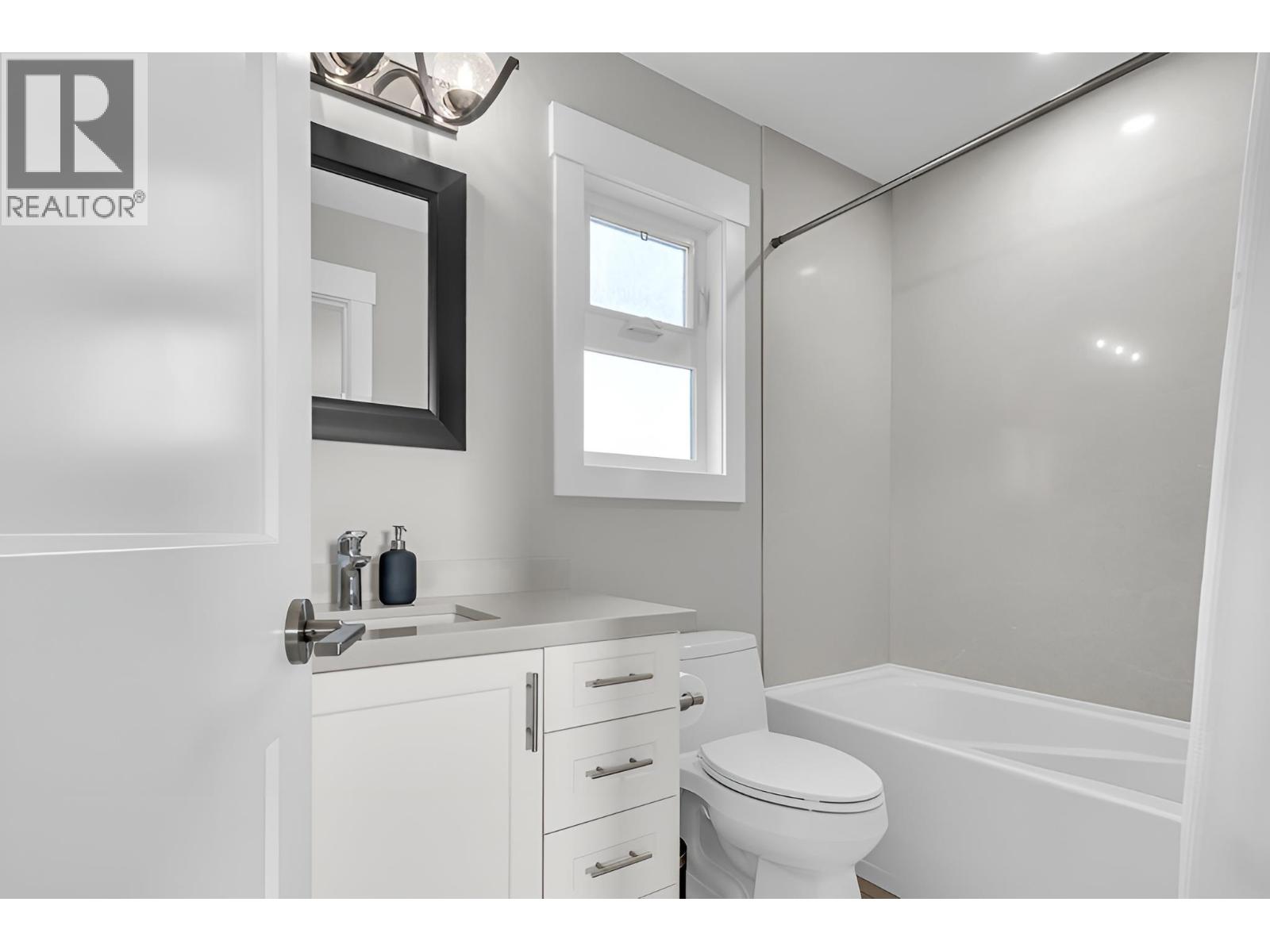 5007 MARINER Place, Delta