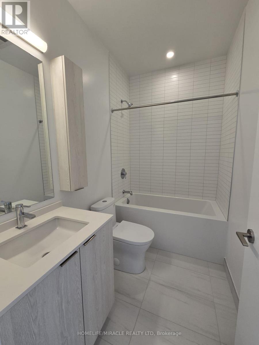 Photo 11 of 1715 86 Dundas Street E, Mississauga ON