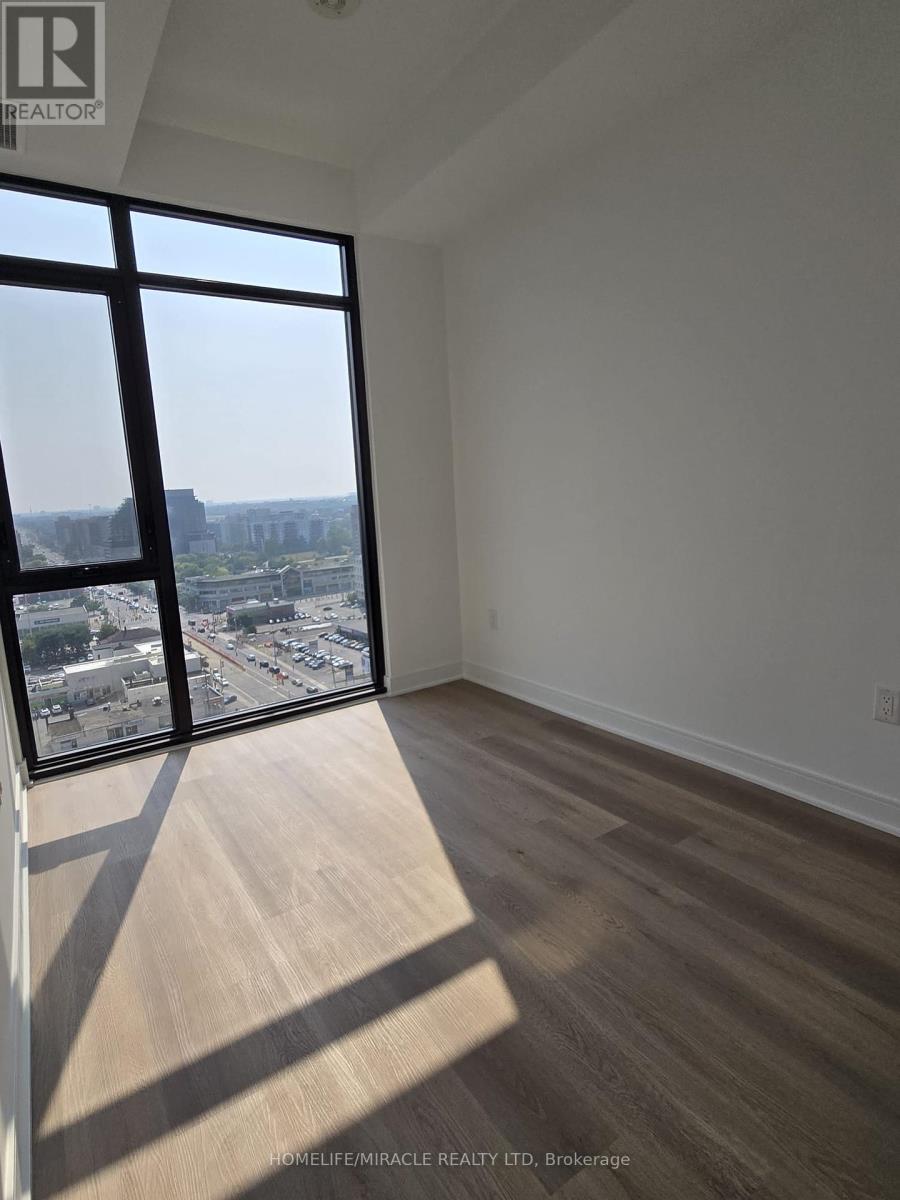 Photo 9 of 1715 86 Dundas Street E, Mississauga ON