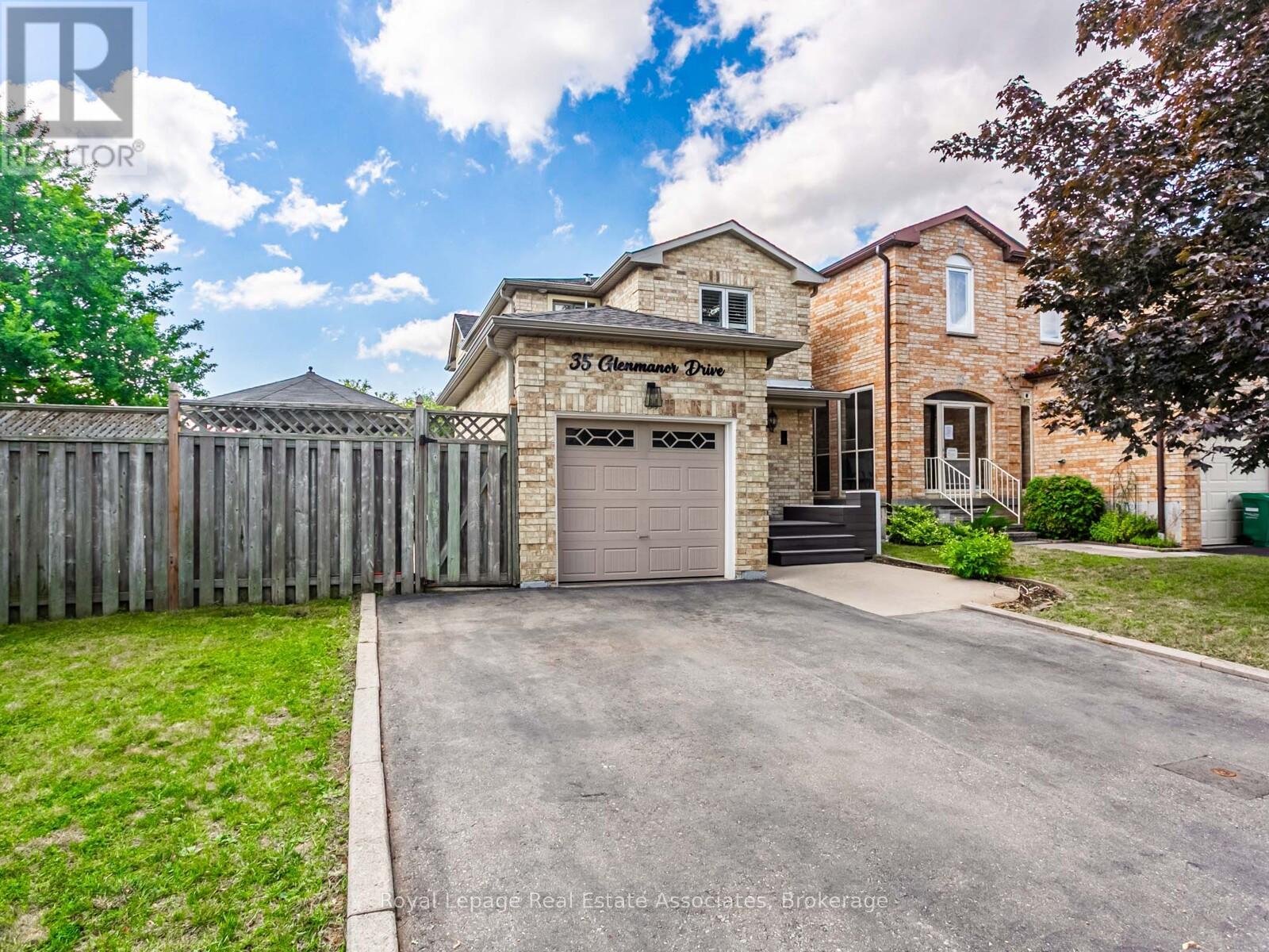 Photo 36 of 35 Glenmanor Drive, Brampton ON