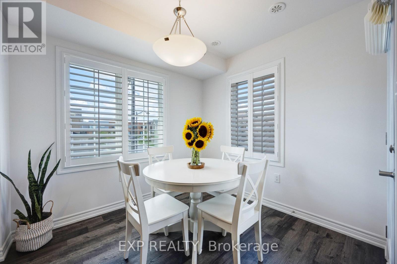 Photo 21 of 978 Alder Gate, Milton ON