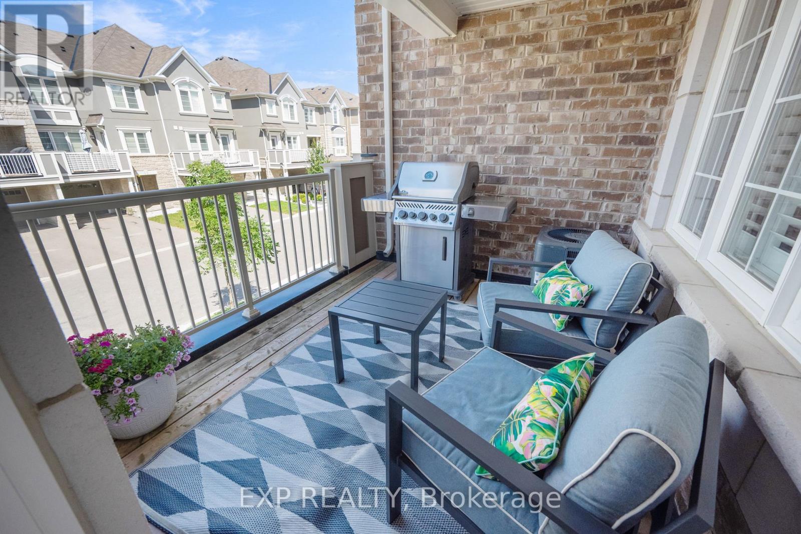 Photo 23 of 978 Alder Gate, Milton ON