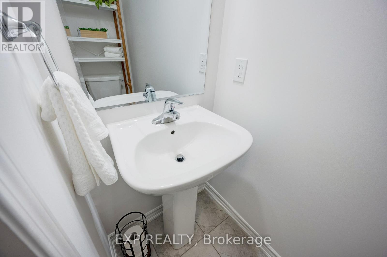 Photo 26 of 978 Alder Gate, Milton ON