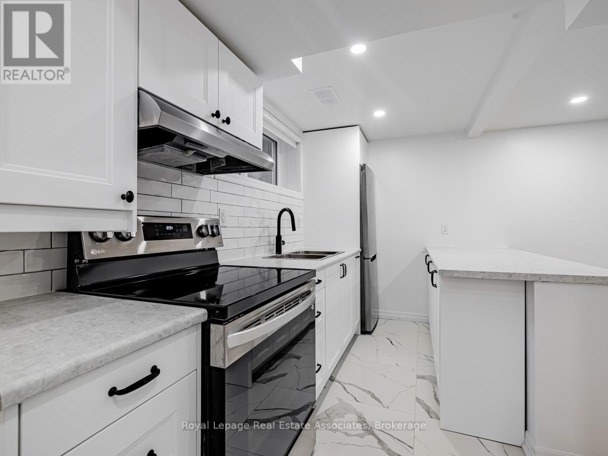 Photo 20 of 14 Damask Avenue, Toronto ON