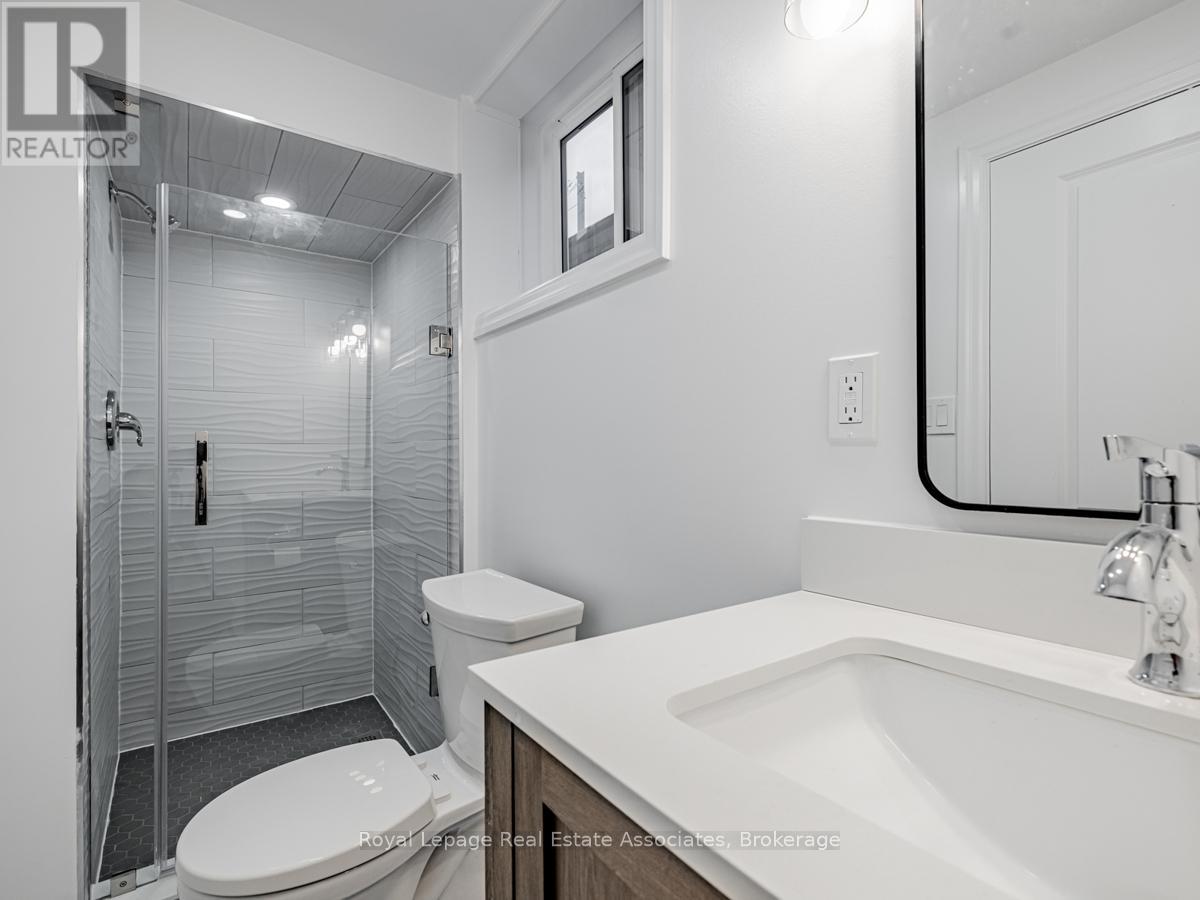 Photo 21 of 14 Damask Avenue, Toronto ON