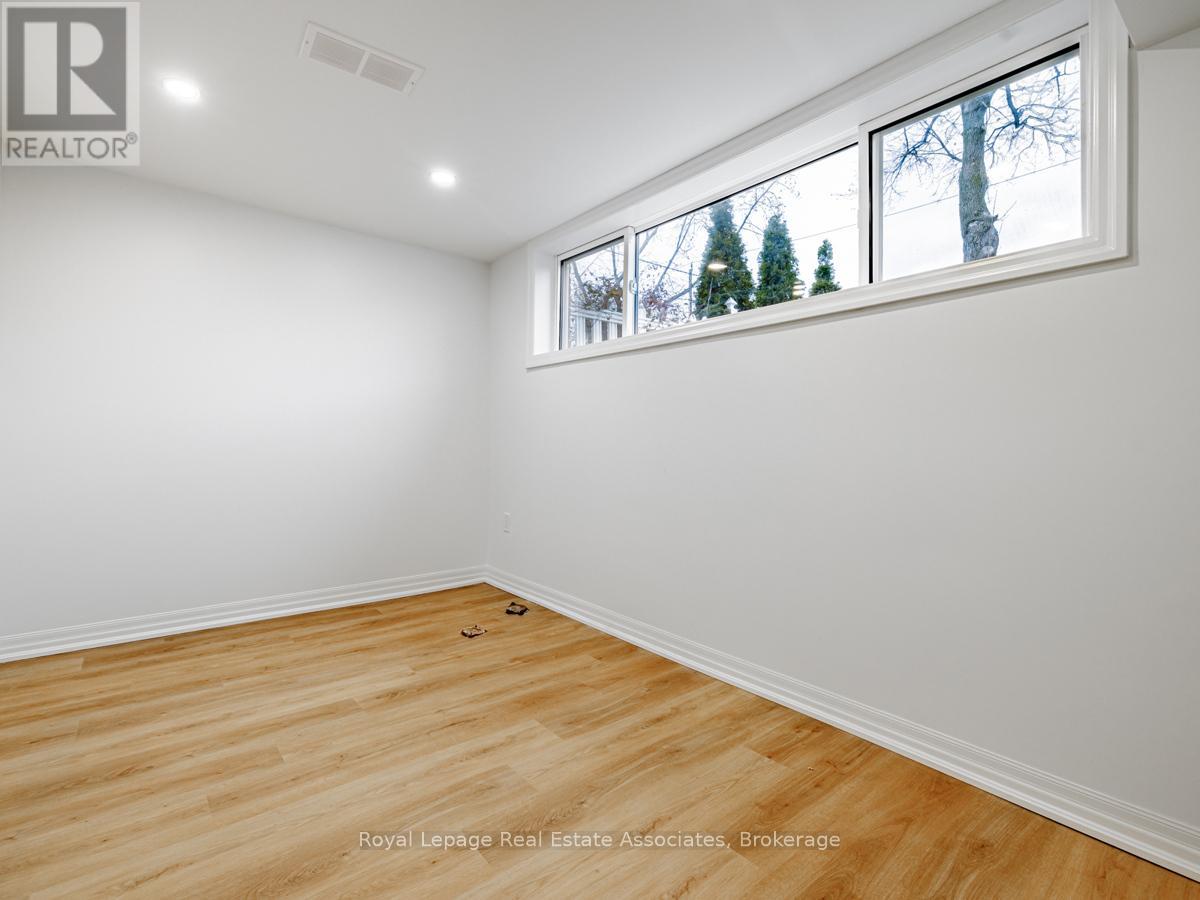 Photo 22 of 14 Damask Avenue, Toronto ON