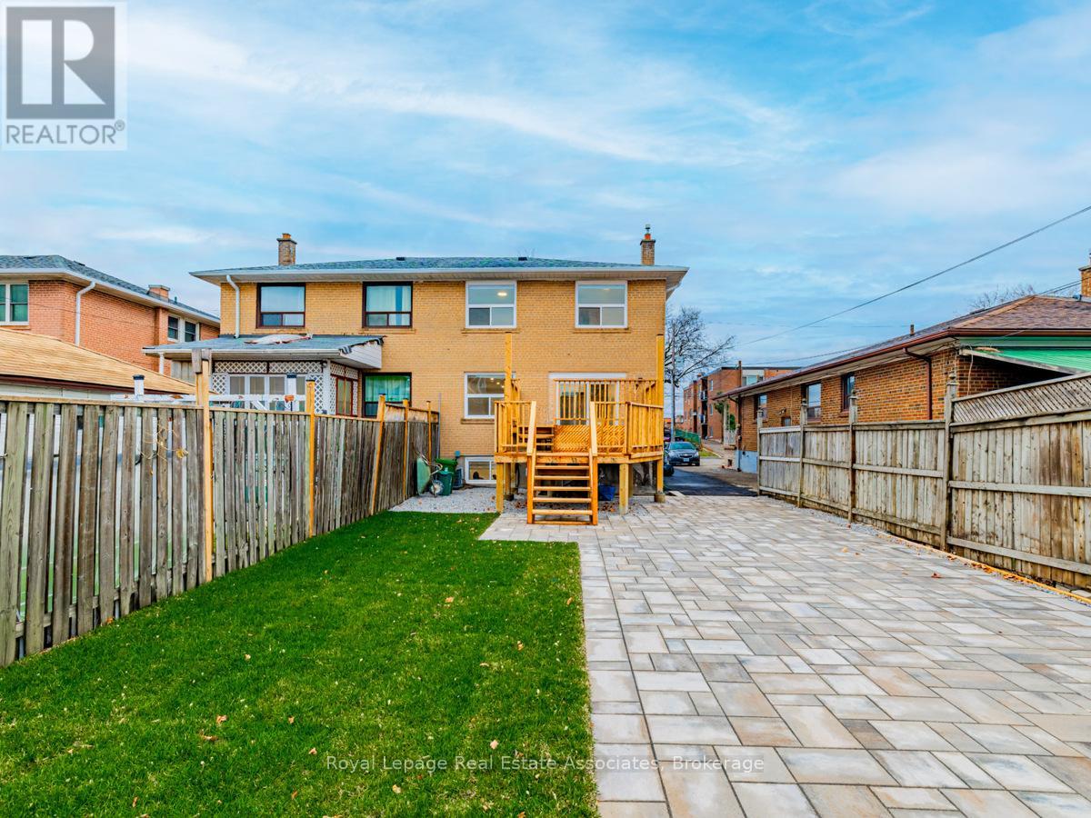 Photo 27 of 14 Damask Avenue, Toronto ON