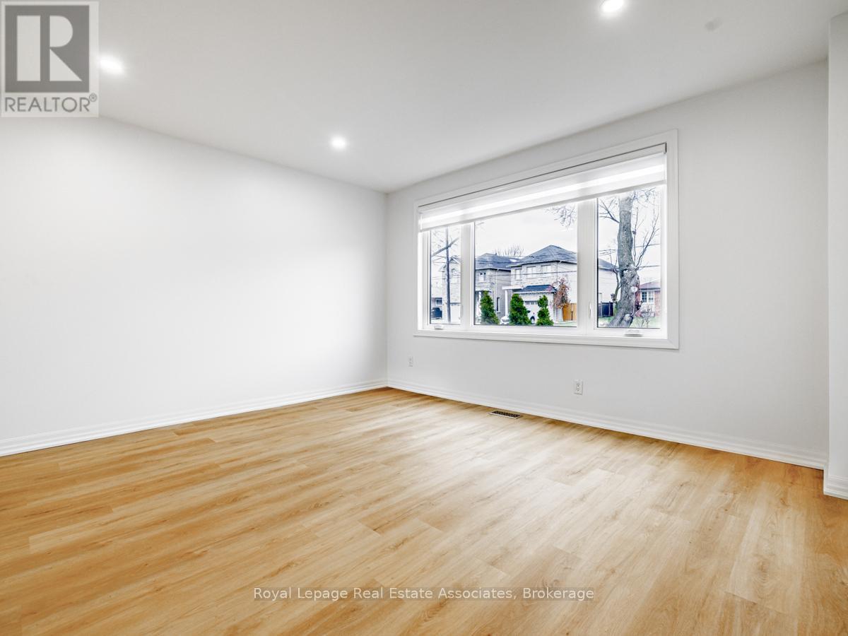 Photo 8 of 14 Damask Avenue, Toronto ON