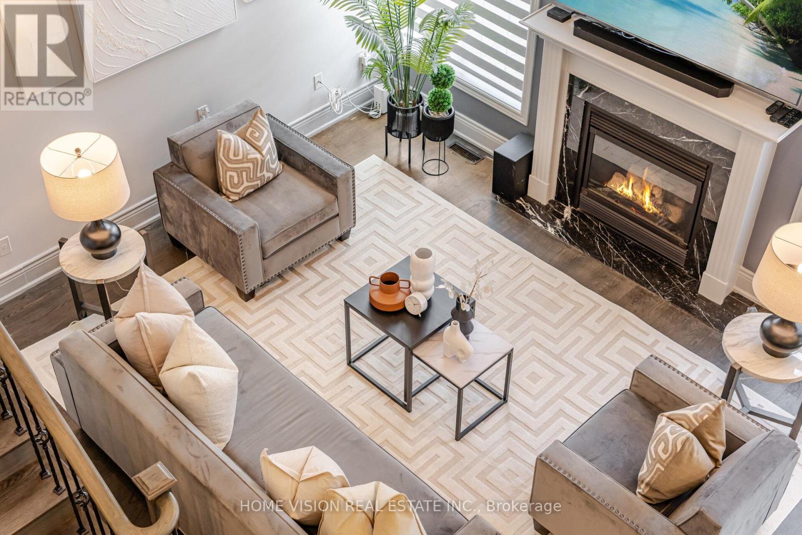 Photo 19 of 6560 Western Skies Way W, Mississauga ON