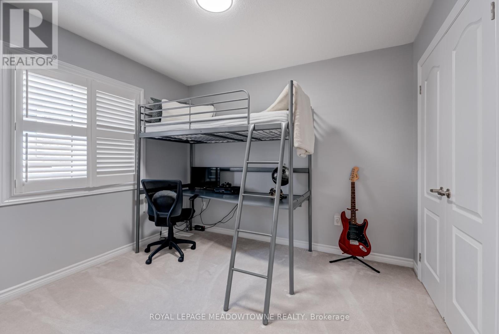 Photo 29 of 43 Ridgegate Crescent, Halton Hills ON