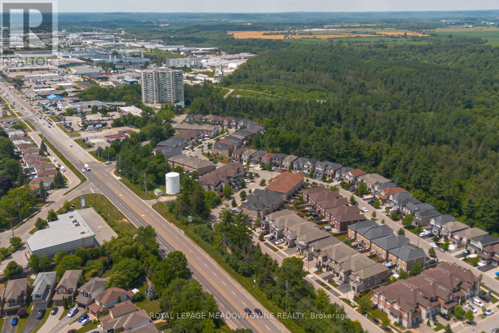 Photo 44 of 43 Ridgegate Crescent, Halton Hills ON