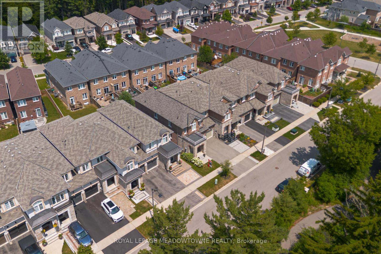 Photo 47 of 43 Ridgegate Crescent, Halton Hills ON