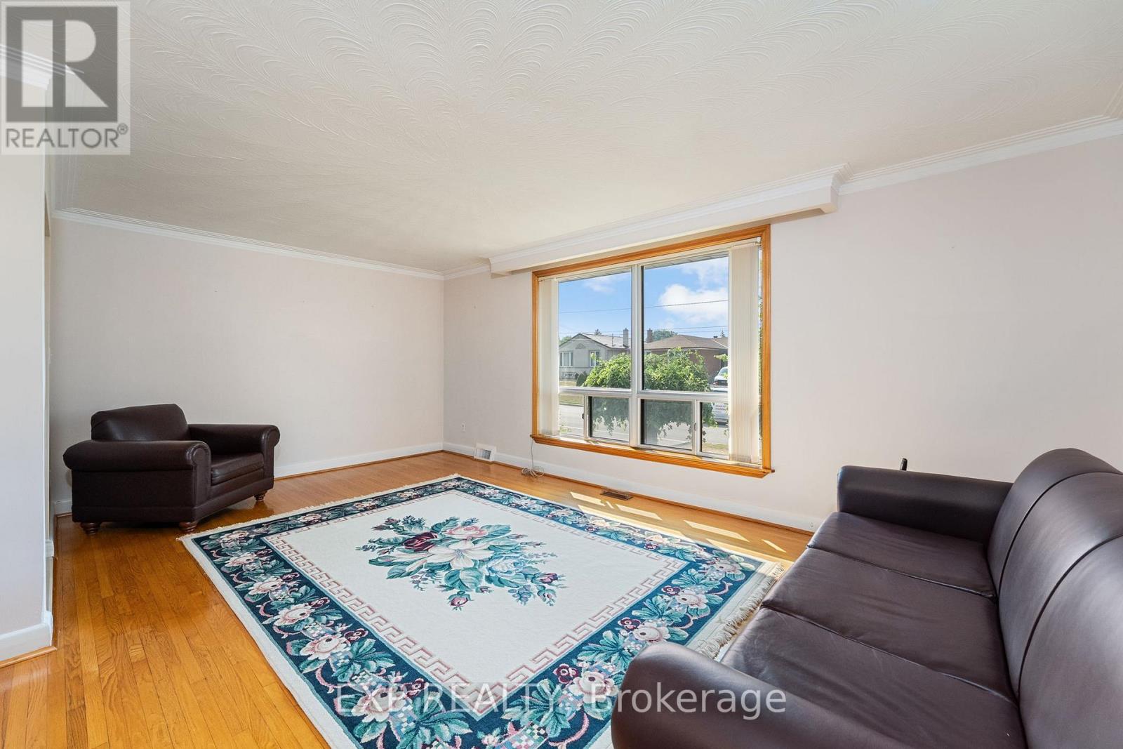Photo 5 of 84 Tavistock Road, Toronto ON