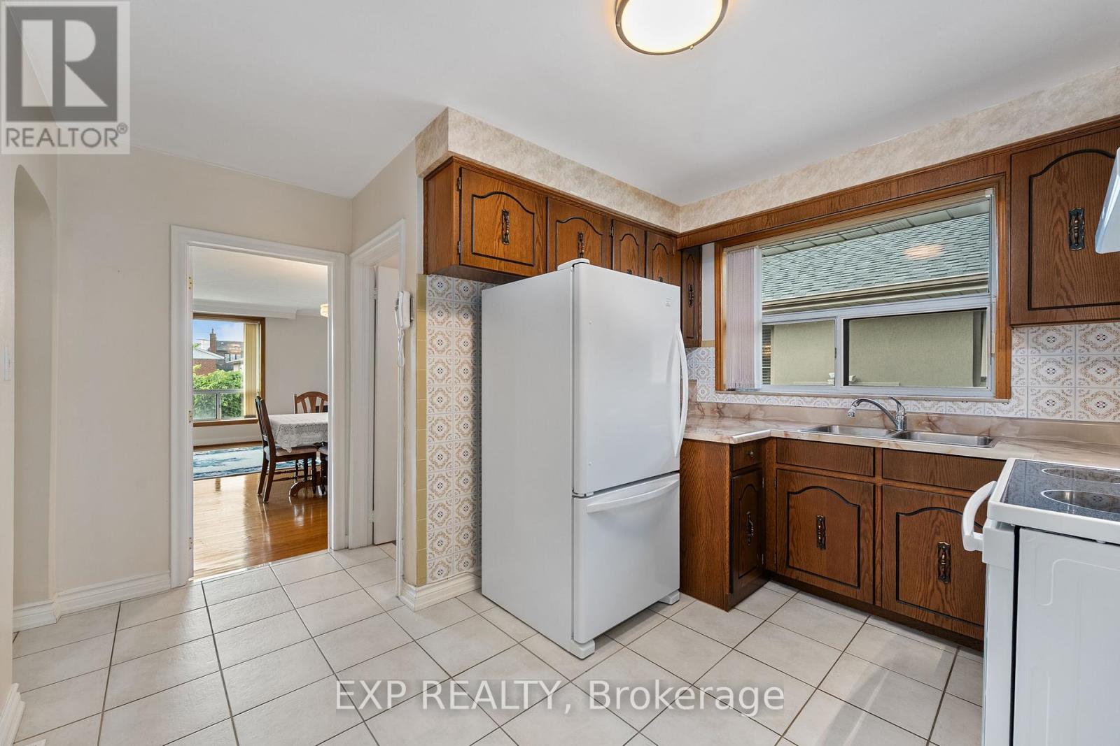 Photo 8 of 84 Tavistock Road, Toronto ON