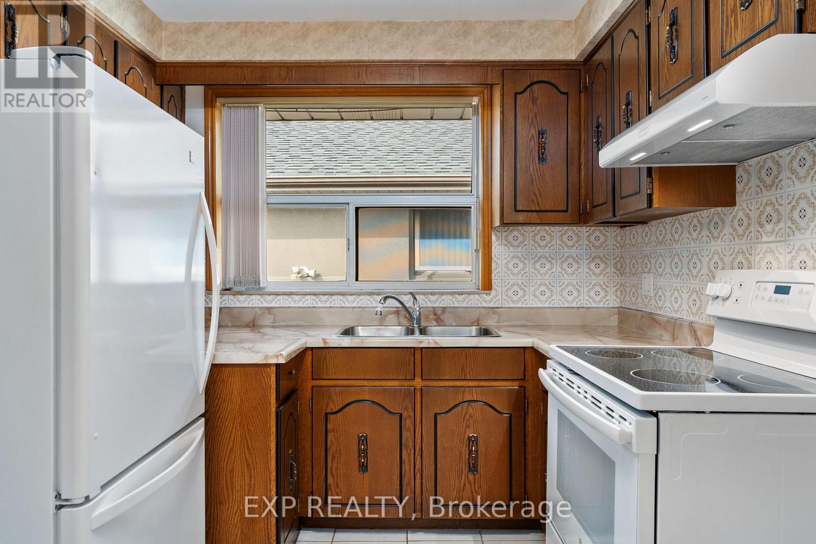 Photo 9 of 84 Tavistock Road, Toronto ON