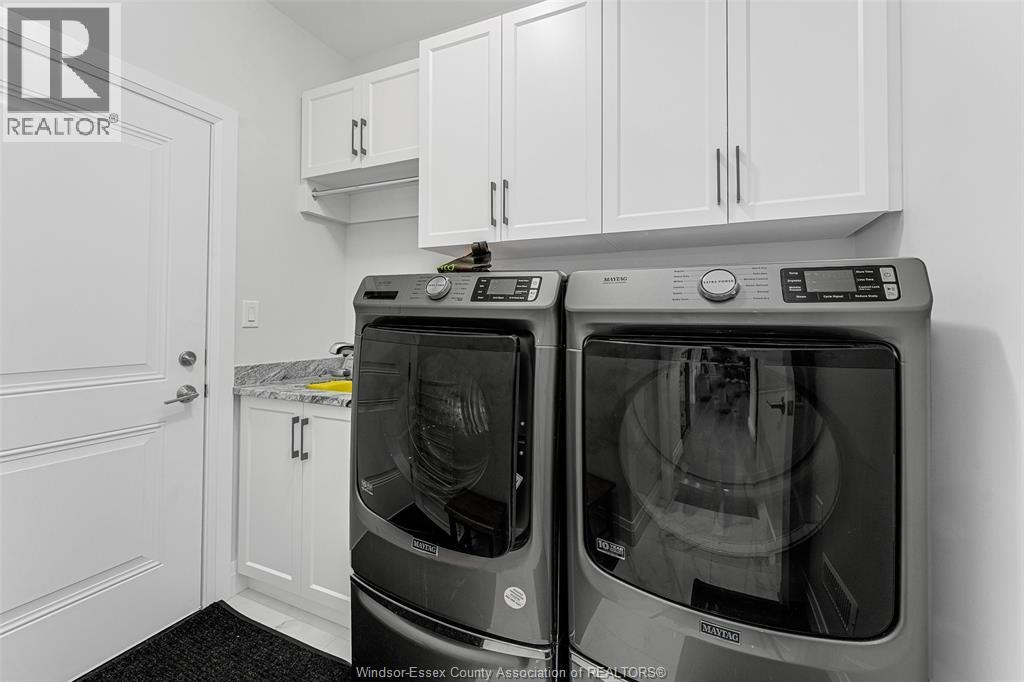 Photo 19 of 2398 Barkley, Windsor ON