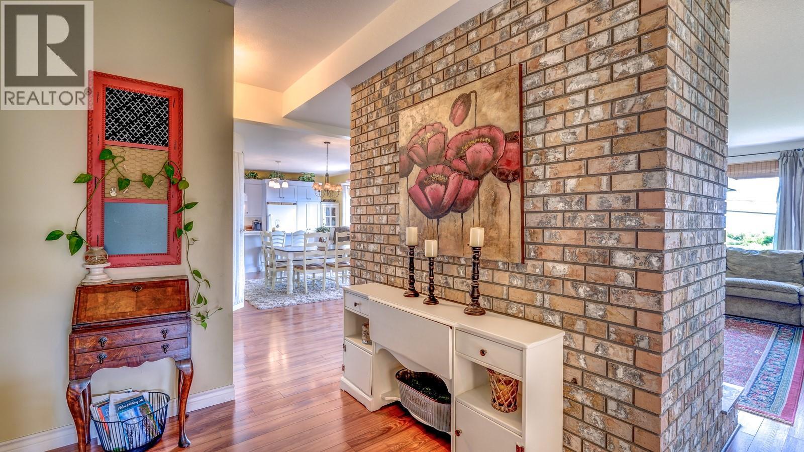  1115 Gregory Road, West Kelowna