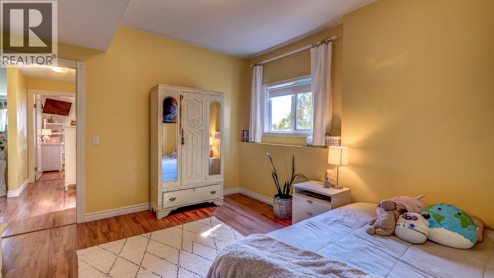  1115 Gregory Road, West Kelowna