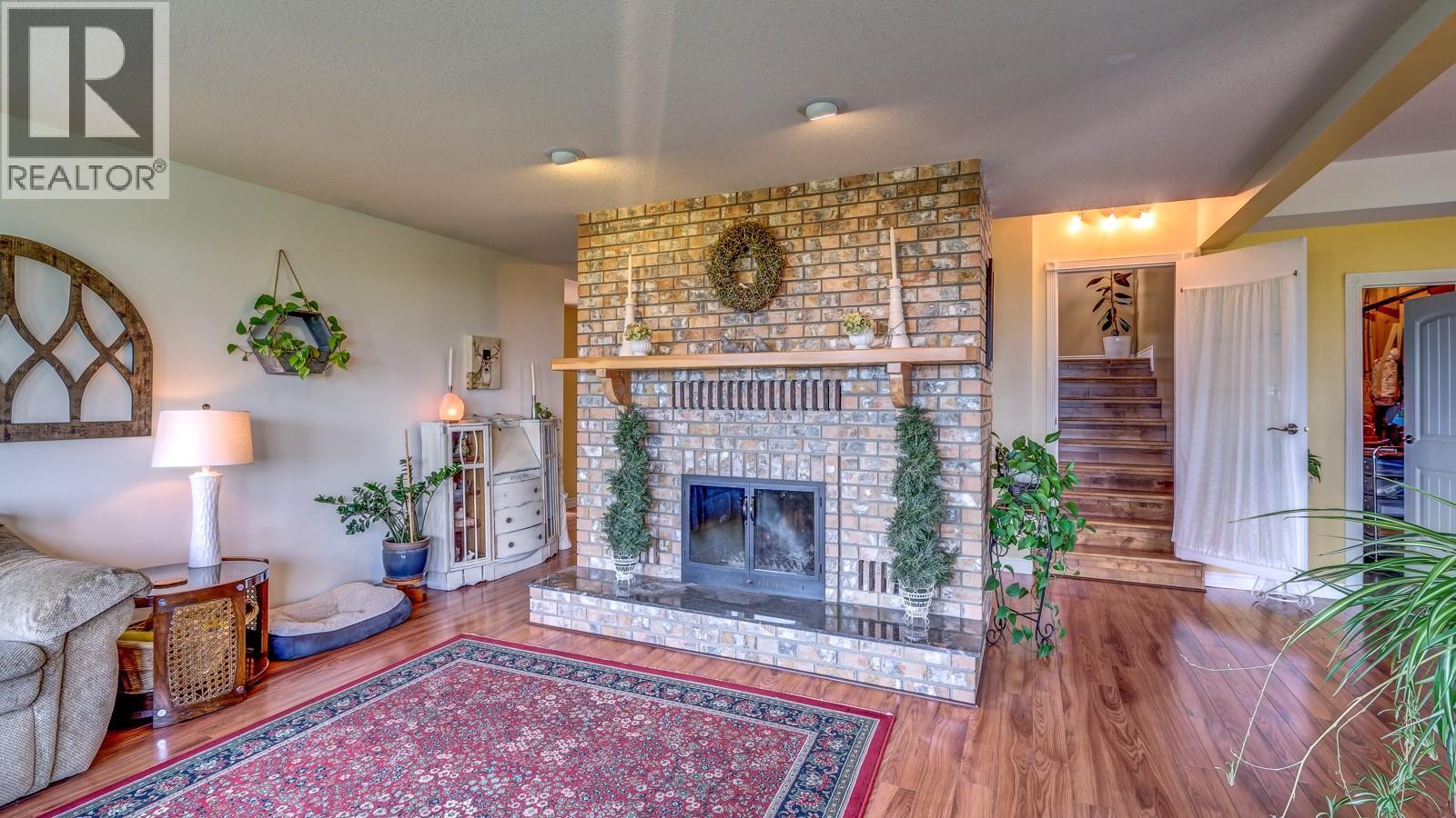  1115 Gregory Road, West Kelowna
