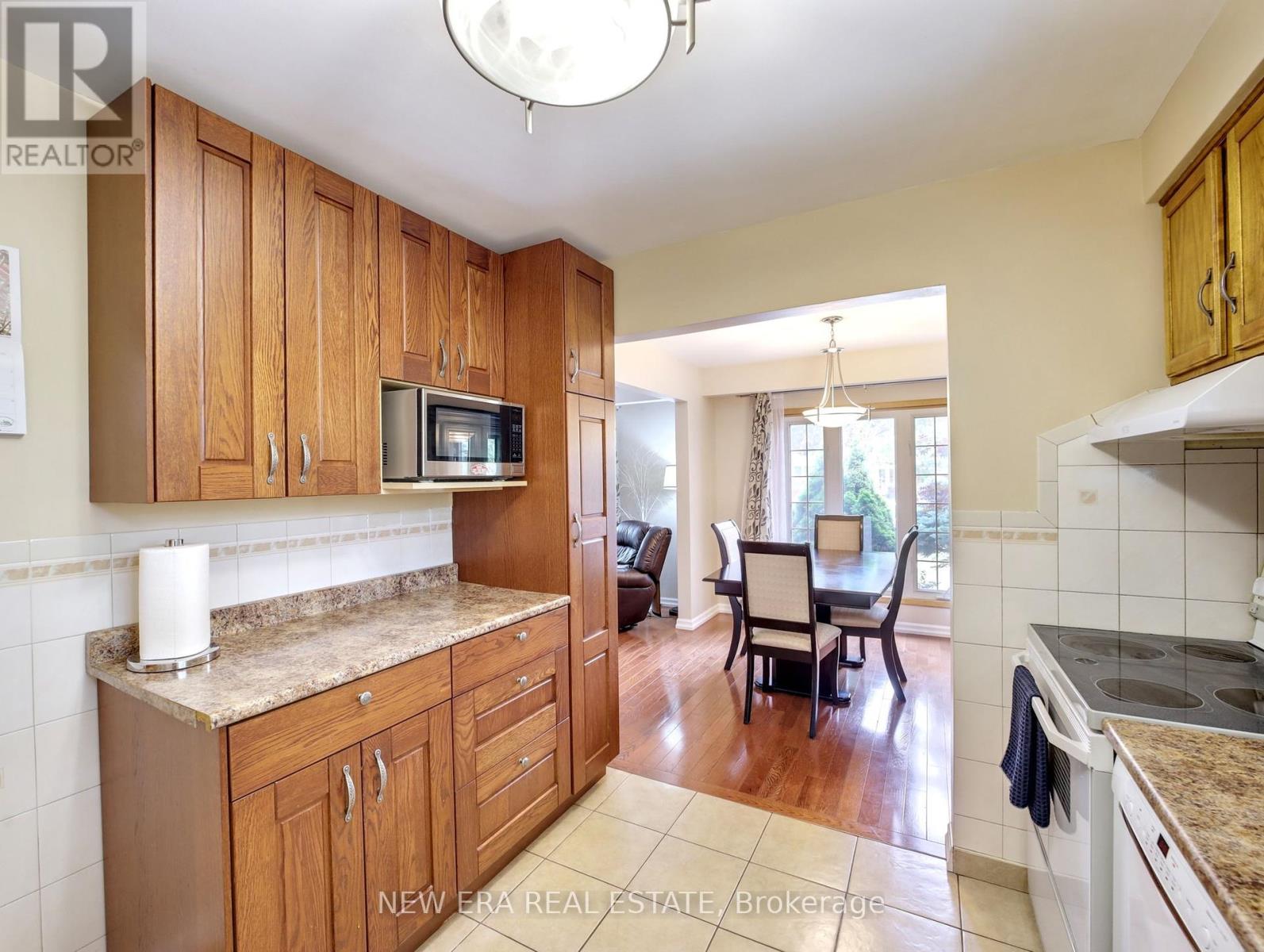 Photo 10 of 3311 Fairway Road, Niagara Falls ON