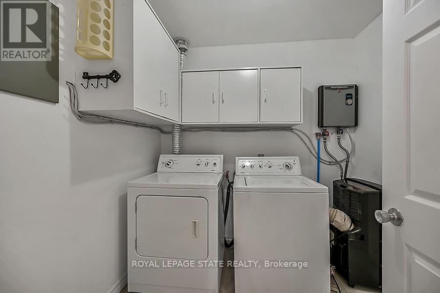 Photo 28 of 204 6 Niagara Street, Grimsby ON